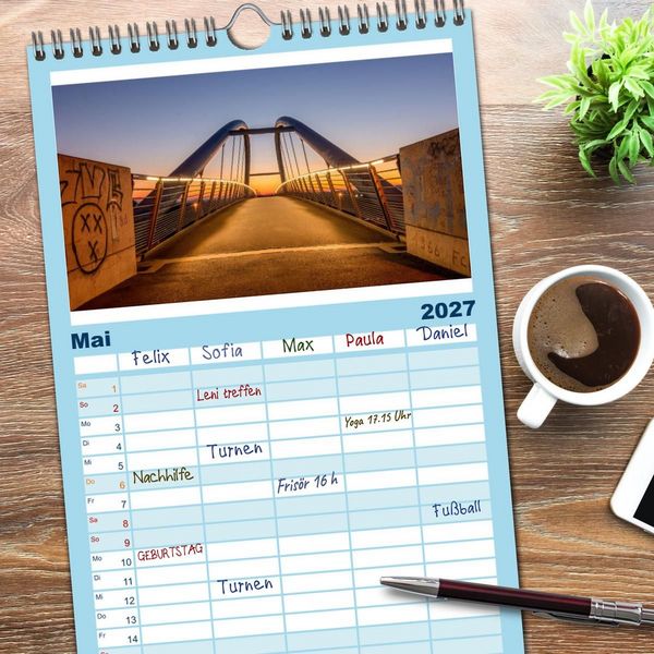 Produktbild: Familienplaner 2027 - Chemnitz zur blauen Stunde mit 5 Spalten (Wandkalender, 21 x 45 cm) CALVENDO