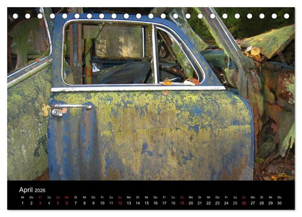 Produktbild: Schrottautos im Kyrk&ouml; Mosse (Tischkalender 2026 DIN A5 quer), CALVENDO Monatskalender