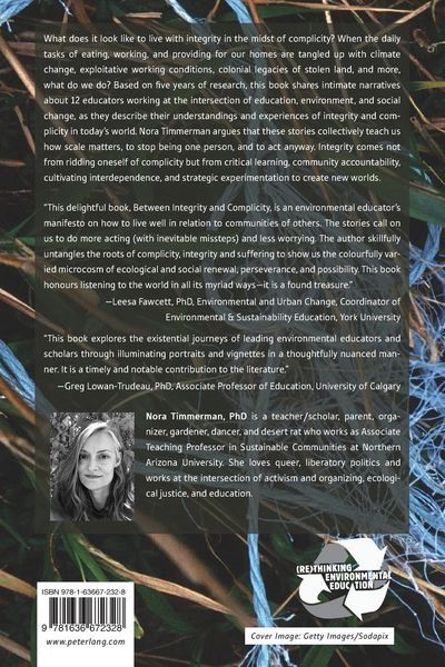Produktbild: Between Complicity and Integrity