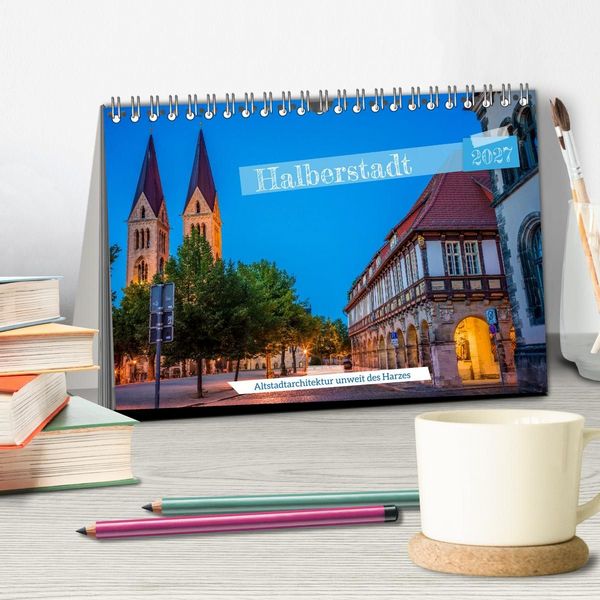 Produktbild: Halberstadt Altstadtarchitektur unweit des Harzes (Tischkalender 2027 DIN A5 quer), CALVENDO Monatskalender