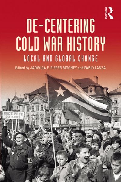 Produktbild: De-Centering Cold War History