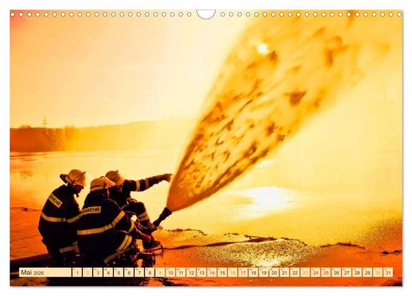 Produktbild: Feuerwehr - weltweit im Einsatz (Wandkalender 2026 DIN A3 quer), CALVENDO Monatskalender