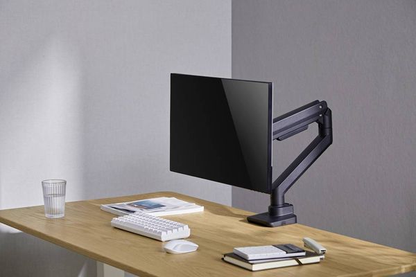 Produktbild: SpeaKa Professional SP-MM-970 Monitorhalterung 1 Display(s) 43,2 cm (17") - 124,5 cm (49") Schwarz H&ouml;henverstellbar, Neigbar, Schwenkbar