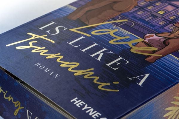 Produktbild: Love is like a Tsunami