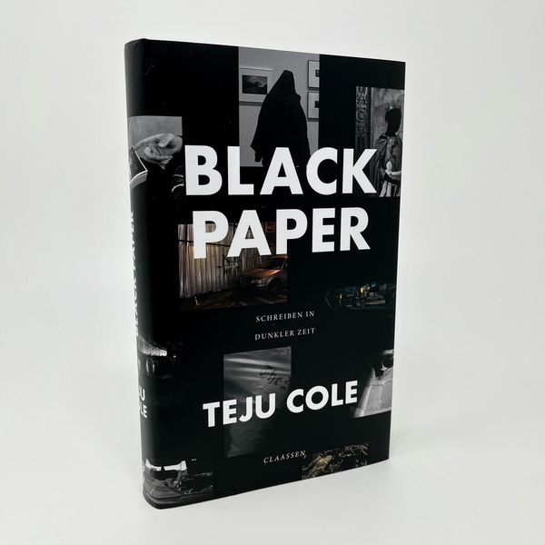 Produktbild: Black Paper