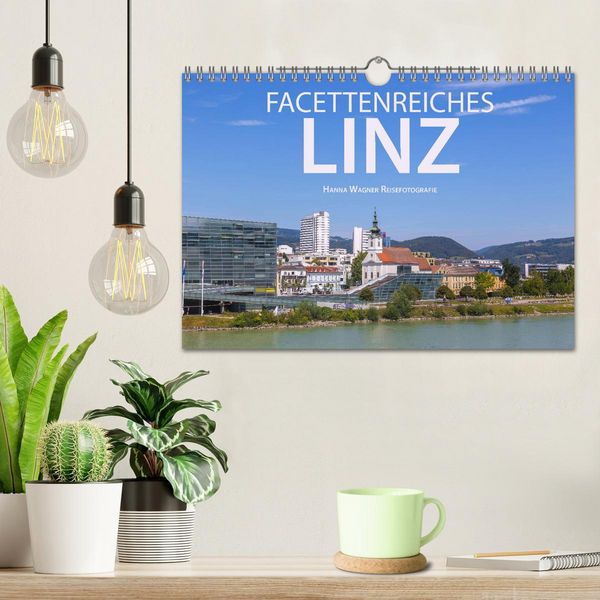 Produktbild: Facettenreiches Linz (Wandkalender 2026 DIN A4 quer), CALVENDO Monatskalender