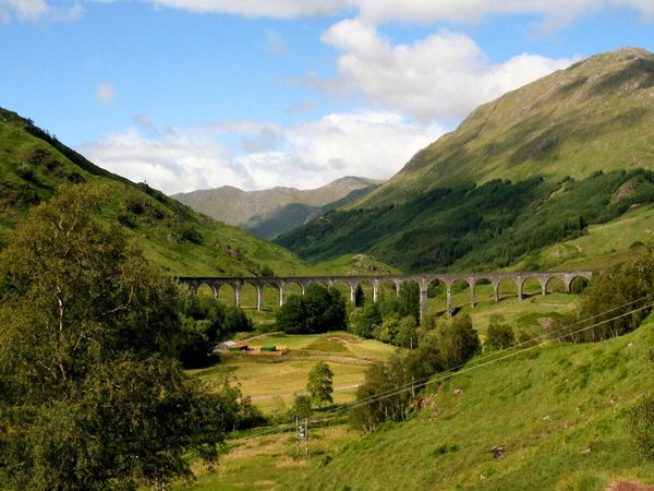 Produktbild: CALVENDO Puzzle Glenfinnan Viaduct - Loch Shiel | 1000 Teile Lege-Gr&ouml;&szlig;e 64x48cm Foto-Puzzle f&uuml;r gl&uuml;ckliche Stunden