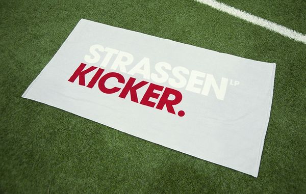 Produktbild: Herding STRASSENKICKER Velours Badetuch Grau 75x150cm