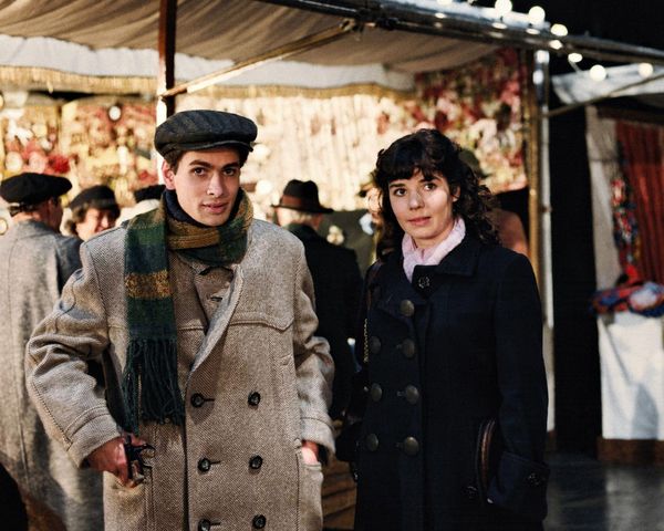 Produktbild: Ein St&uuml;ck Himmel - Staffel 1-2 - Die Geschichte der Holocaust-&Uuml;berlebenden Janina David (Alle 10 Teile) [5 DVDs]