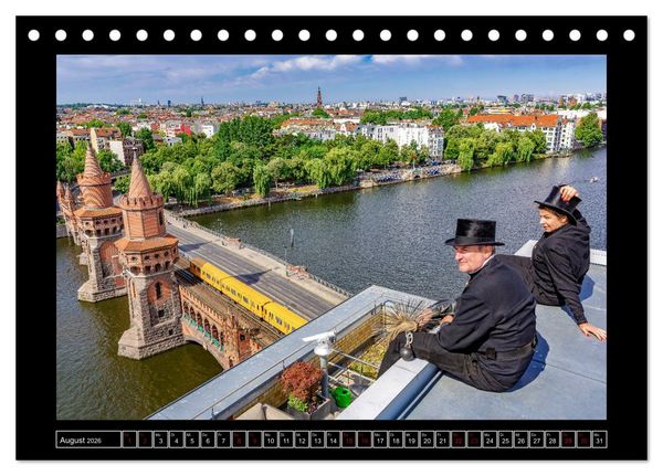 Produktbild: Schornsteinfeger &uuml;ber Berlin 2026 (Tischkalender 2026 DIN A5 quer), CALVENDO Monatskalender