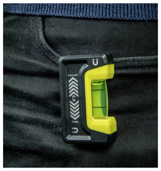 Produktbild: C.K T3483 Taschenwasserwaage mit Magnet 67mm 0.5 mm/m