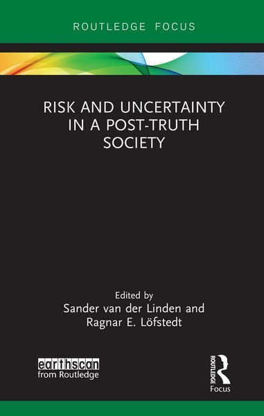 Produktbild: Risk and Uncertainty in a Post-Truth Society