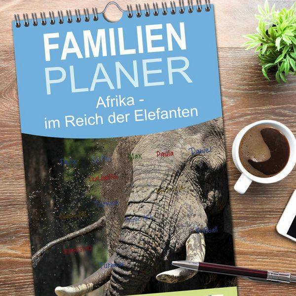 Produktbild: Familienplaner 2026 - Afrika - im Reich der Elefanten mit 5 Spalten (Wandkalender, 21 x 45 cm) CALVENDO