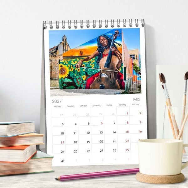 Produktbild: Tischplaner 2027 - W&auml;nde sprechen B&auml;nde (A5 Tischkalender zum Aufstellen) CALVENDO
