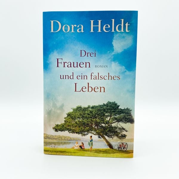 Produktbild: Drei Frauen und ein falsches Leben