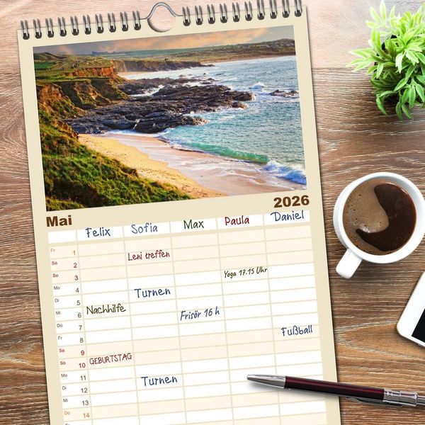 Produktbild: Familienplaner 2026 - Cornwall - Einzigartig mit 5 Spalten (Wandkalender, 21 x 45 cm) CALVENDO