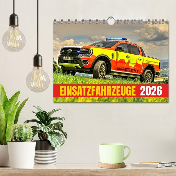 Produktbild: Einsatzfahrzeuge 112 (Wandkalender 2026 DIN A4 quer), CALVENDO Monatskalender