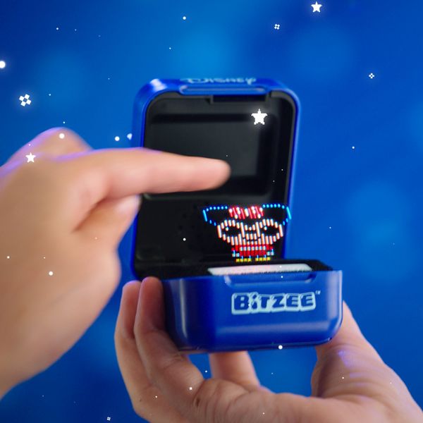 Produktbild: Bitzee Disney - Digitale Charaktere zum Anfassen, interaktives Spielzeug mit 30 virtuellen Figuren, die auf Bewegung/Ber&uuml;hrung reagieren