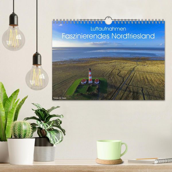 Produktbild: Luftaufnahmen - Faszinierendes Nordfriesland (Wandkalender 2026 DIN A4 quer), CALVENDO Monatskalender