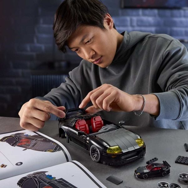 Produktbild: Mattel Brick Shop HW Elit Toyota.JKG40