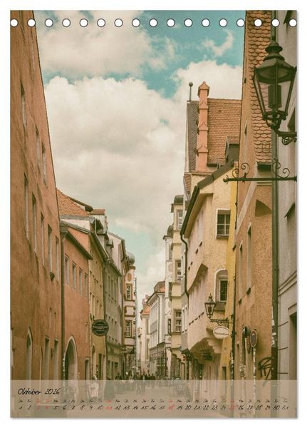 Produktbild: Regensburg - Charme der Altstadt (Tischkalender 2026 DIN A5 hoch), CALVENDO Monatskalender