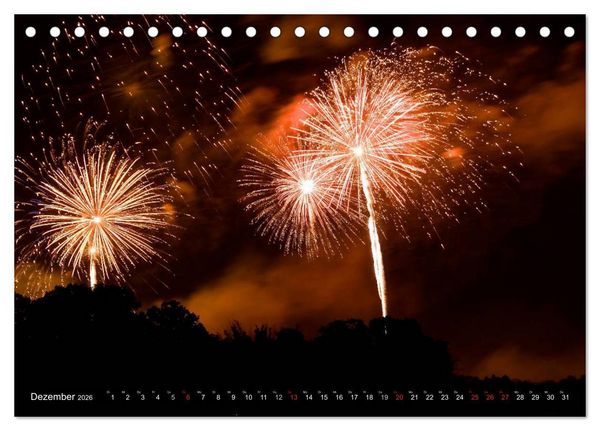 Produktbild: Feuer &bull; W&auml;rme, Licht & Gefahr (Tischkalender 2026 DIN A5 quer), CALVENDO Monatskalender