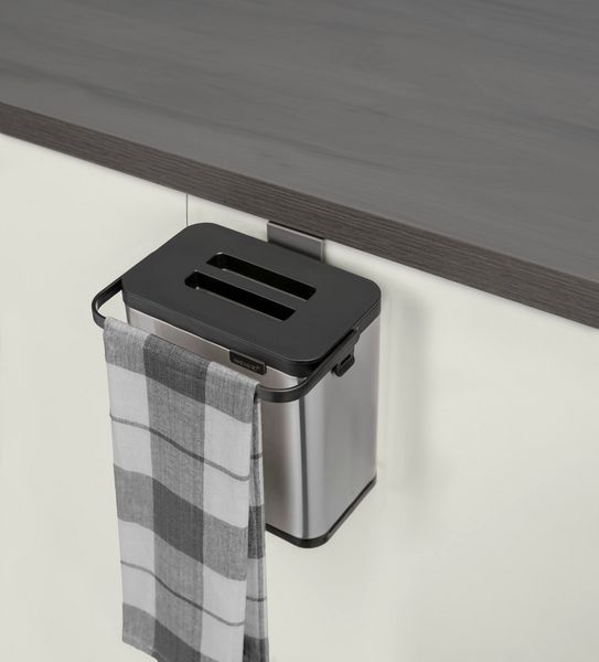 Produktbild: Abfallsammler Mod. Colin 3L, silber matt/schwarz, Edelstahl/Kunststoff, mit Anti-Fingerprint-Finish