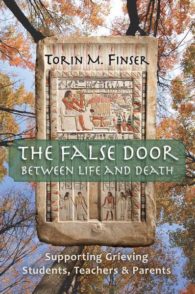 Produktbild: The False Door Between Life and Death