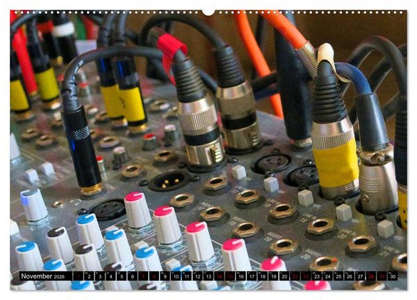 Produktbild: Tonstudio im Fokus (hochwertiger Premium Wandkalender 2026 DIN A2 quer), Kunstdruck in Hochglanz