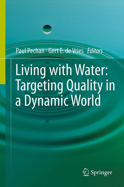 Produktbild: Living with Water