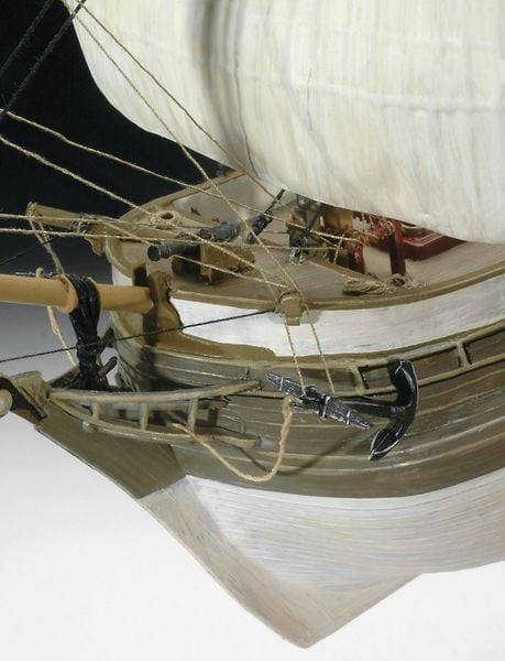 Produktbild: Revell 05458 Darwin's Historical Discovery Barque H.M.S. Beagle Schiffsmodell Bausatz 1:96