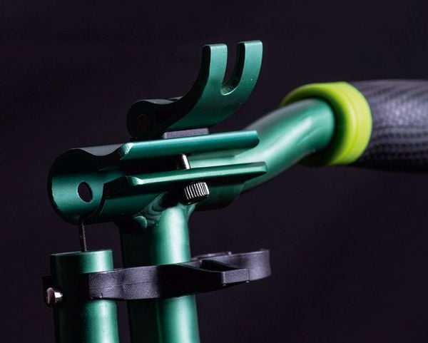Produktbild: SIX DEGREES Aluminium Scooter 205 mm gr&uuml;n