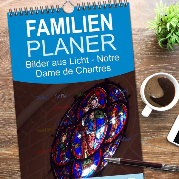 Produktbild: Familienplaner 2026 - Bilder aus Licht - Notre Dame de Chartres mit 5 Spalten (Wandkalender, 21 x 45 cm) CALVENDO