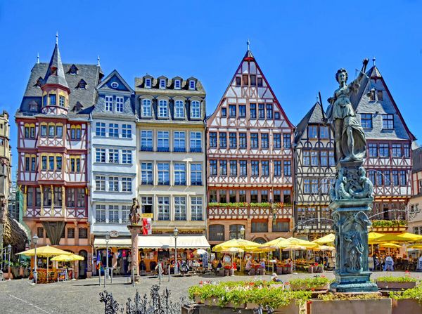 Produktbild: CALVENDO Puzzle Frankfurt R&ouml;merberg | 2000 Teile Lege-Gr&ouml;&szlig;e 90x67cm Foto-Puzzle f&uuml;r gl&uuml;ckliche Stunden