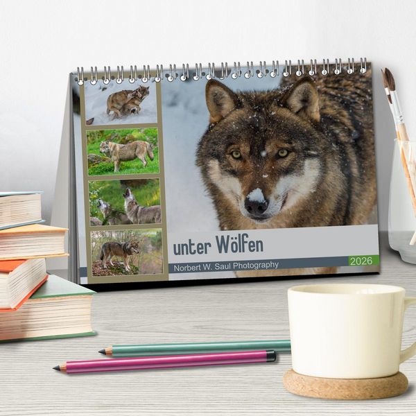 Produktbild: unter W&ouml;lfen (Tischkalender 2026 DIN A5 quer), CALVENDO Monatskalender