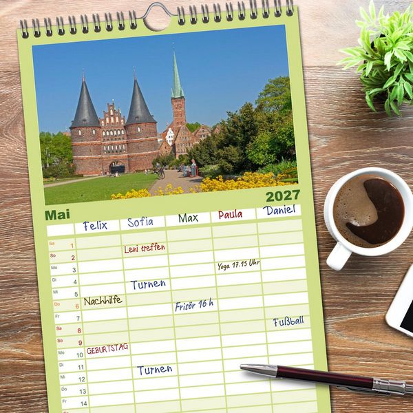 Produktbild: Familienplaner 2027 - Hansest&auml;dte in Norddeutschland mit 5 Spalten (Wandkalender, 21 x 45 cm) CALVENDO