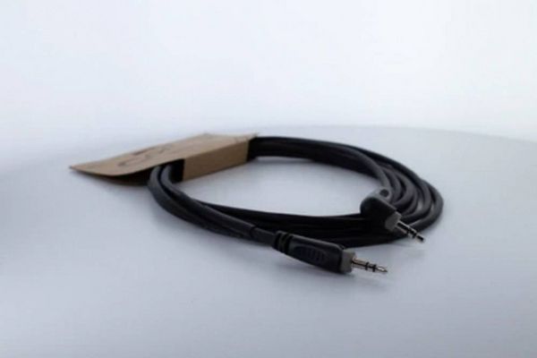 Produktbild: Cordial 14832 Klinke Audio Anschlusskabel [1x Klinkenstecker 3.5 mm - 1x Klinkenstecker 3.5 mm] 1.50 m Schwarz PVC-Mantel, verdrillt