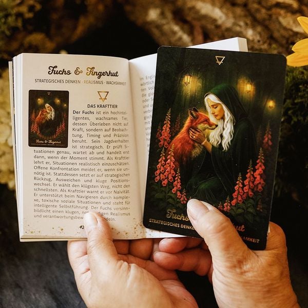 Produktbild: Earth Guardians - Das Orakel der Krafttiere und Pflanzenseelen - 46 farbige Karten, 172-seitiges farbiges Booklet