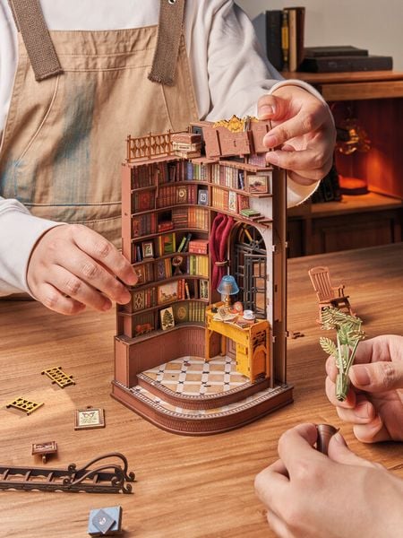 Produktbild: HOLZBAUSATZ 'SILENT CORNER STUDY'