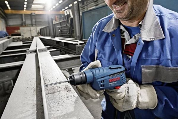 Produktbild: Bosch Professional GBM 10 RE 1-Gang-Bohrmaschine 600W
