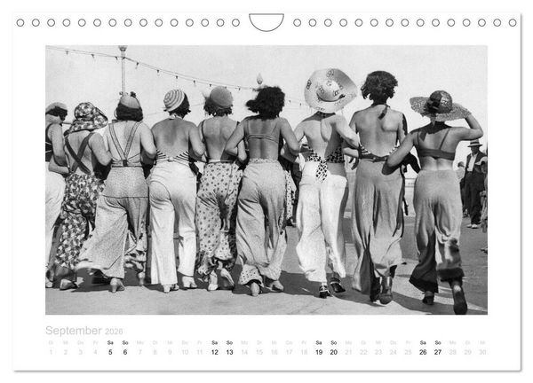 Produktbild: Sommer, Strand und Mode - gen&uuml;&szlig;liche Stunden (Wandkalender 2026 DIN A4 quer), CALVENDO Monatskalender