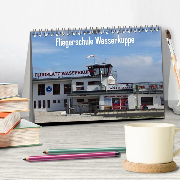 Produktbild: Fliegerschule Wasserkuppe (Tischkalender 2026 DIN A5 quer), CALVENDO Monatskalender