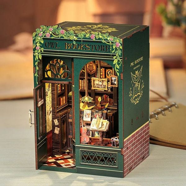 Produktbild: Book Nook DIY B&uuml;cherecke Owl Bookstore