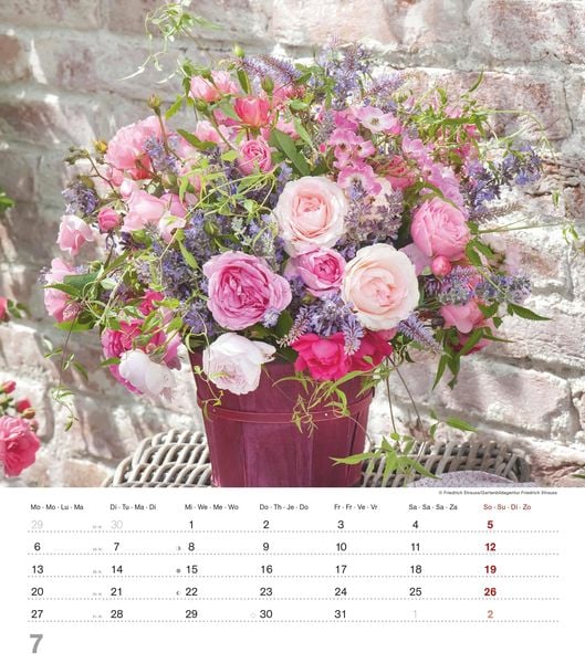 Produktbild: Der Duft der Rosen 2026 - Bildkalender 30x34 cm - Kalender mit wohl riechendem Duftlack - Duftkalender - Wandkalender - Blumenkalender