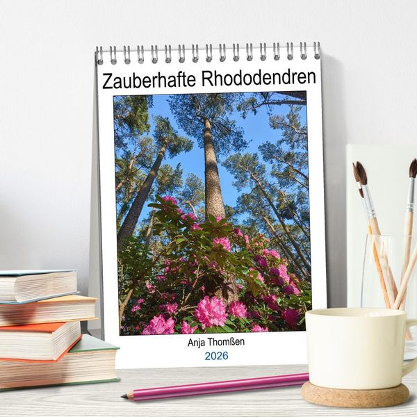 Produktbild: Zauberhafte Rhododendren (Tischkalender 2026 DIN A5 hoch), CALVENDO Monatskalender