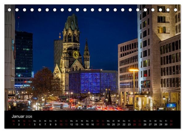Produktbild: Eine Reise durch Berlin bei Nacht (Tischkalender 2026 DIN A5 quer), CALVENDO Monatskalender