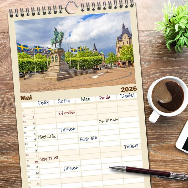 Produktbild: Familienplaner 2026 - Malm&ouml; in Schweden mit 5 Spalten (Wandkalender, 21 x 45 cm) CALVENDO