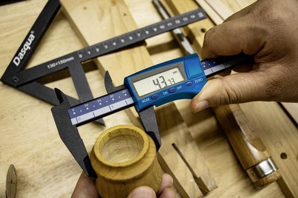 Produktbild: Dasqua DIN EN 862 2035-0005 Digitaler Messschieber 150mm