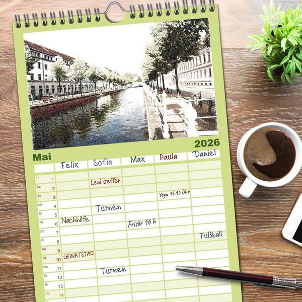 Produktbild: Familienplaner 2026 - Potsdam Kalender mit 5 Spalten (Wandkalender, 21 x 45 cm) CALVENDO