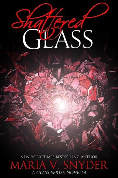 Produktbild: Shattered Glass (Glass series, #4)